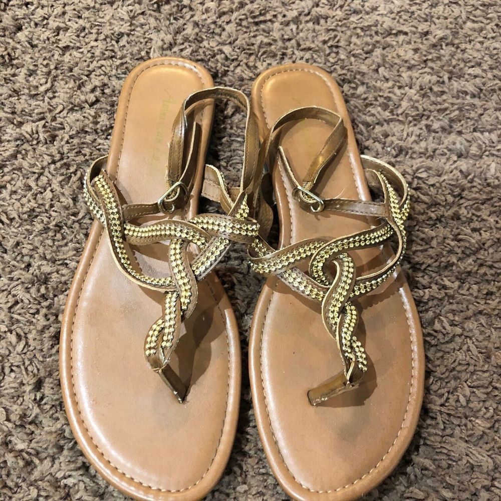 American Eagle Women's Sandals Gold Beaded Flats Shoes Brown Size 8.5